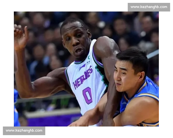 奥莫特训练服现身引猜想 七成球迷盼首钢换援 奥莫特训练服现身引猜想 七成球迷盼首钢换援